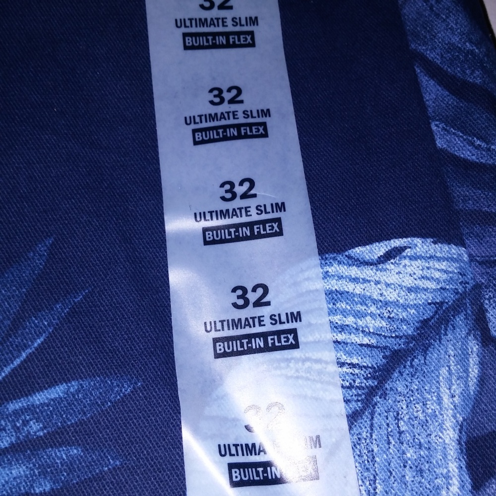 Old Navy Mens Shorts - Picture 3 of 8